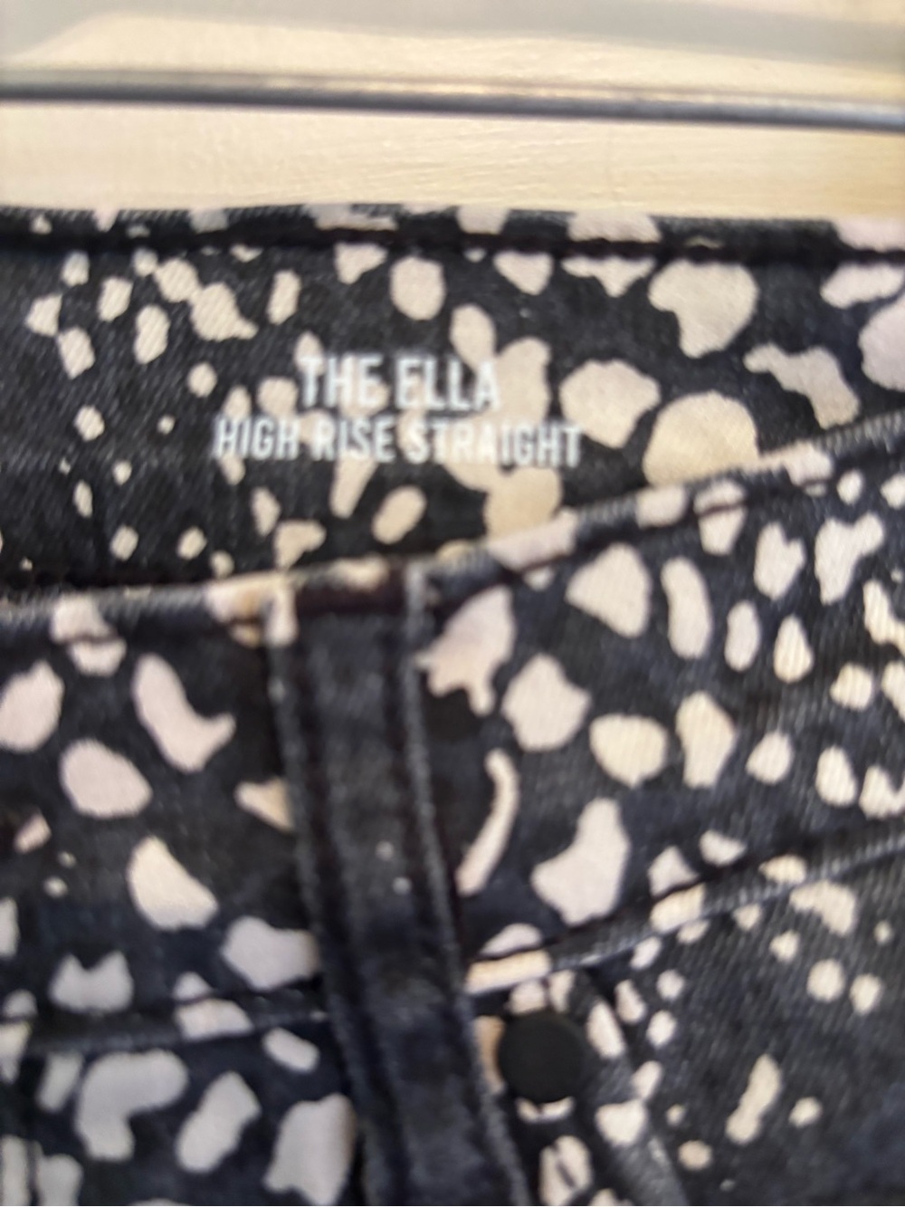Kensie The Ella High-Rise Snake Print Straight Leg Pants - Black - Picture 4 of 6